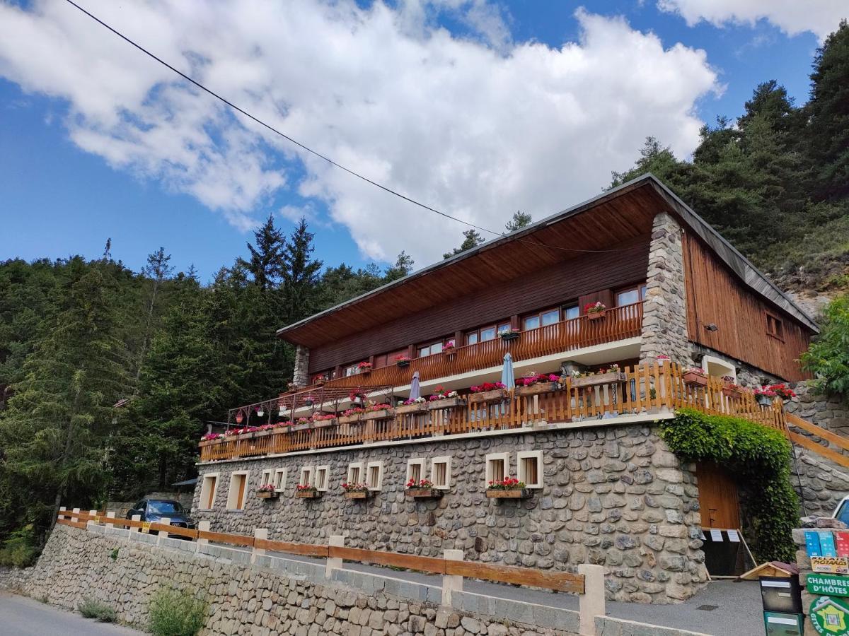 Chambres D'Hotes Le Grand Chalet Valdeblore Esterno foto